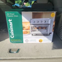 Cuisinart Air Fryer Toaster Oven 7 Cooking Functions. 