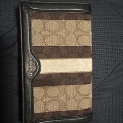 Coach Signature Stripe Clutch / Wallet – Excellent Condition