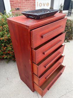5 Drawer Dresser
