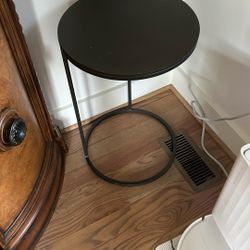 Pottery Barn Duke End Table