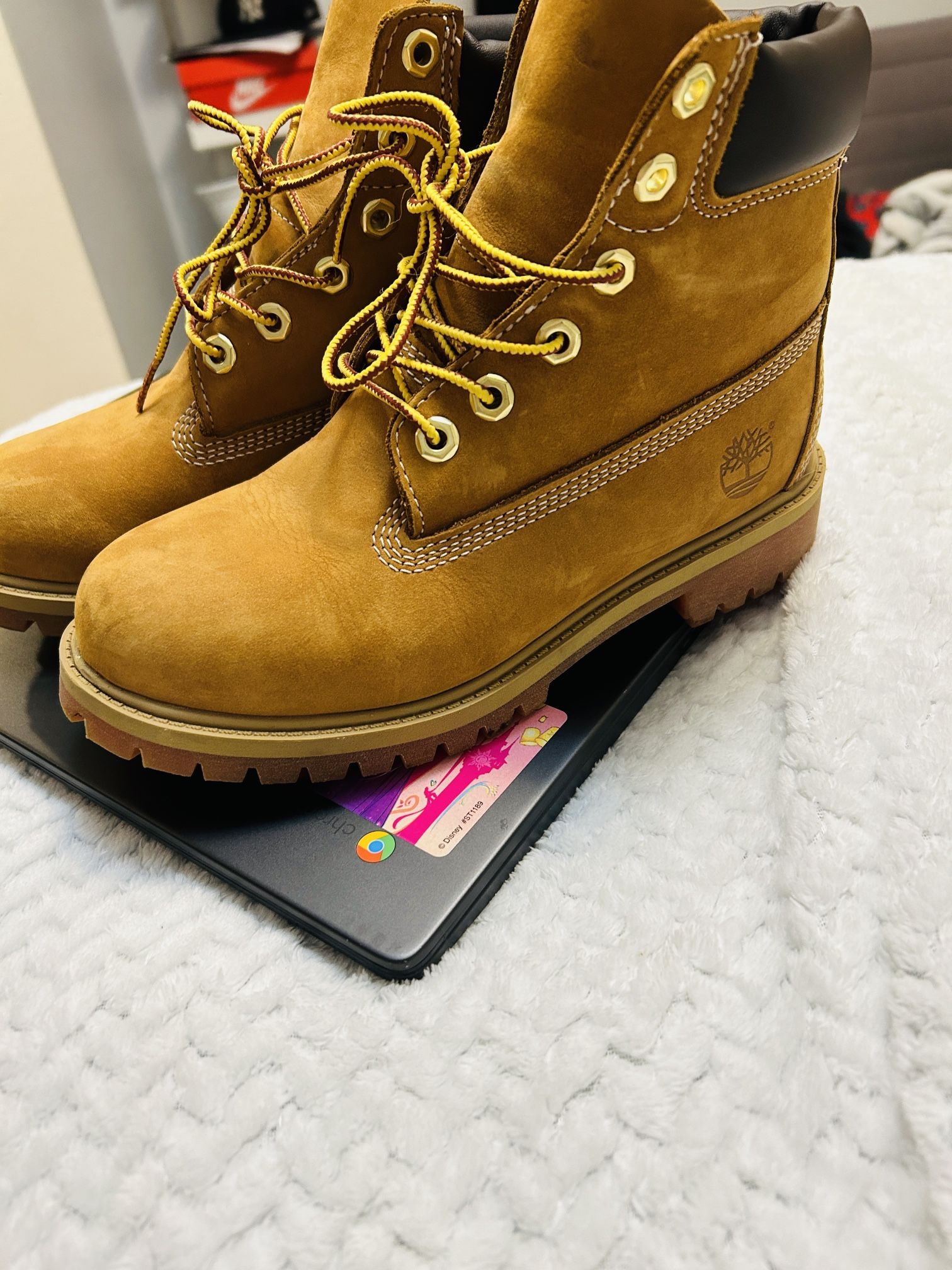 Boys 4.5 Timberland boots