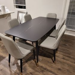 Rectangle Table Black With 6 Chairs  Brand From Rooms To Go