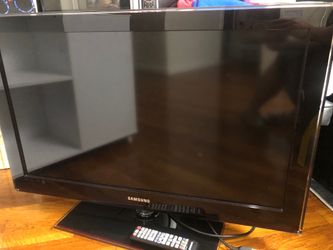32 Samsung smart tv with remote
