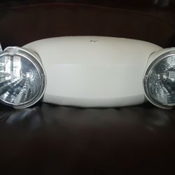 Lithonia Lighting Ajustable Optics Emergency Unit