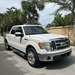 2010 FORD F150 LARIAT