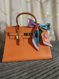 Orange Medium Size Handbag With Gold Hardware 