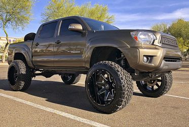 Hostile h109 wheels alpha blade cut (we finance )