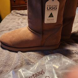 Mens Size 13 Authentic Australian Ugg Boots