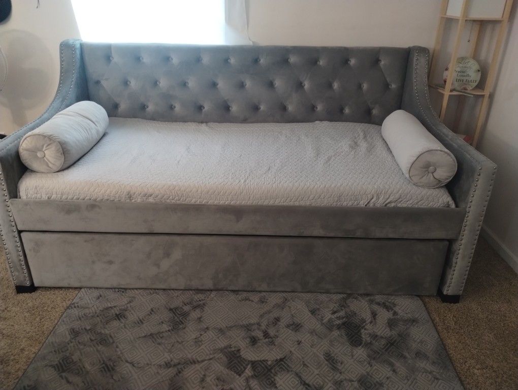 Day Bed