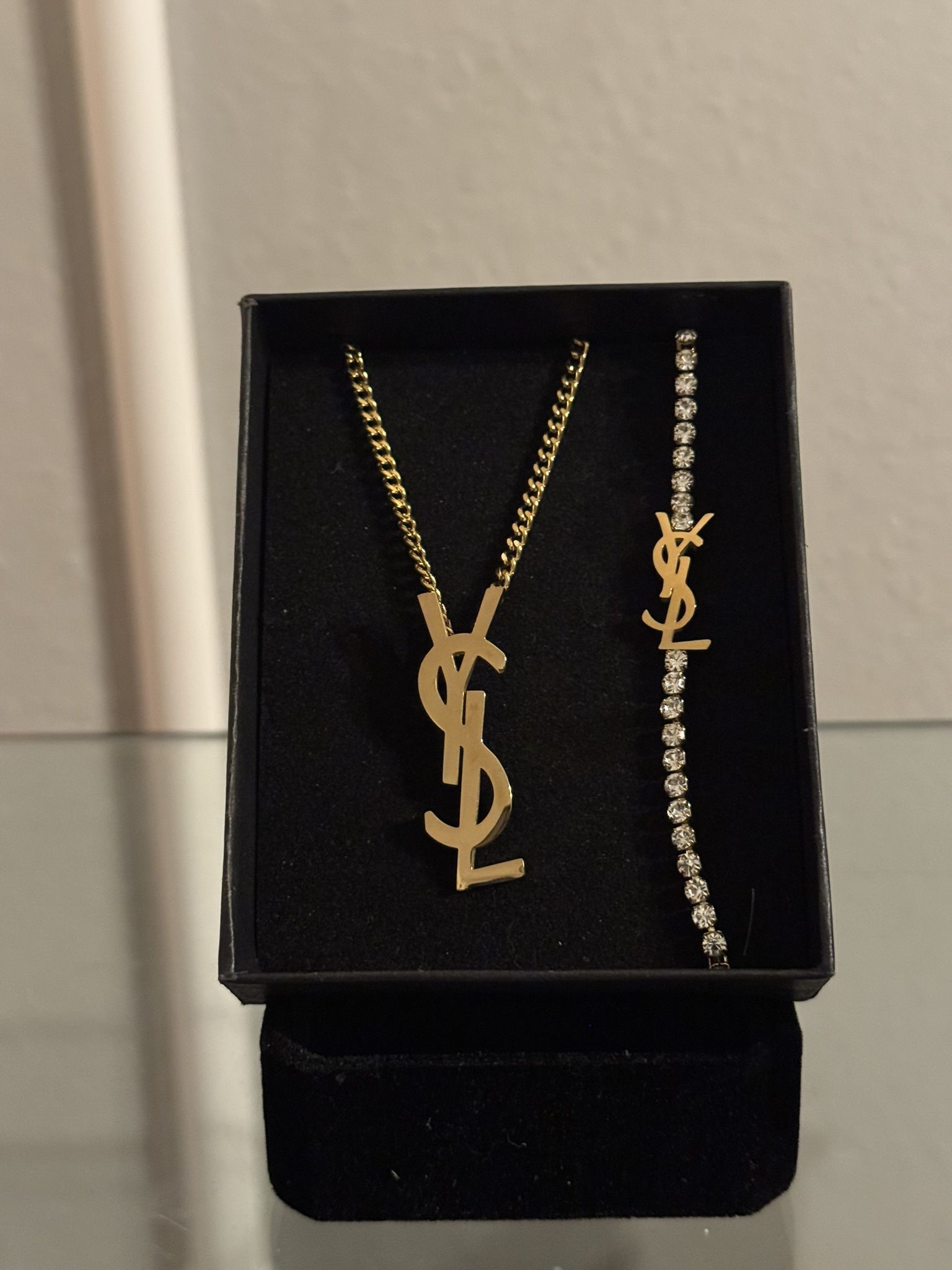 Necklace And Bracelet Set