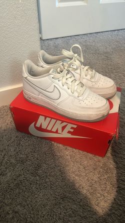 Size 5 1/2 Boys Shoes