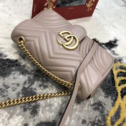 Women's Crossbody Gucci Marmont GG Purse bag