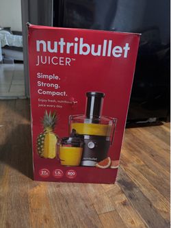 Lightly Used Nutribullet Juicer