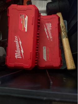 Milwaukee 2 sets