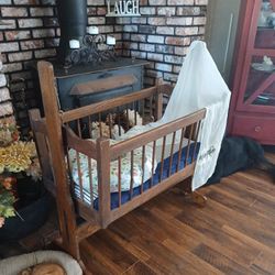 Vintage Cradle. 