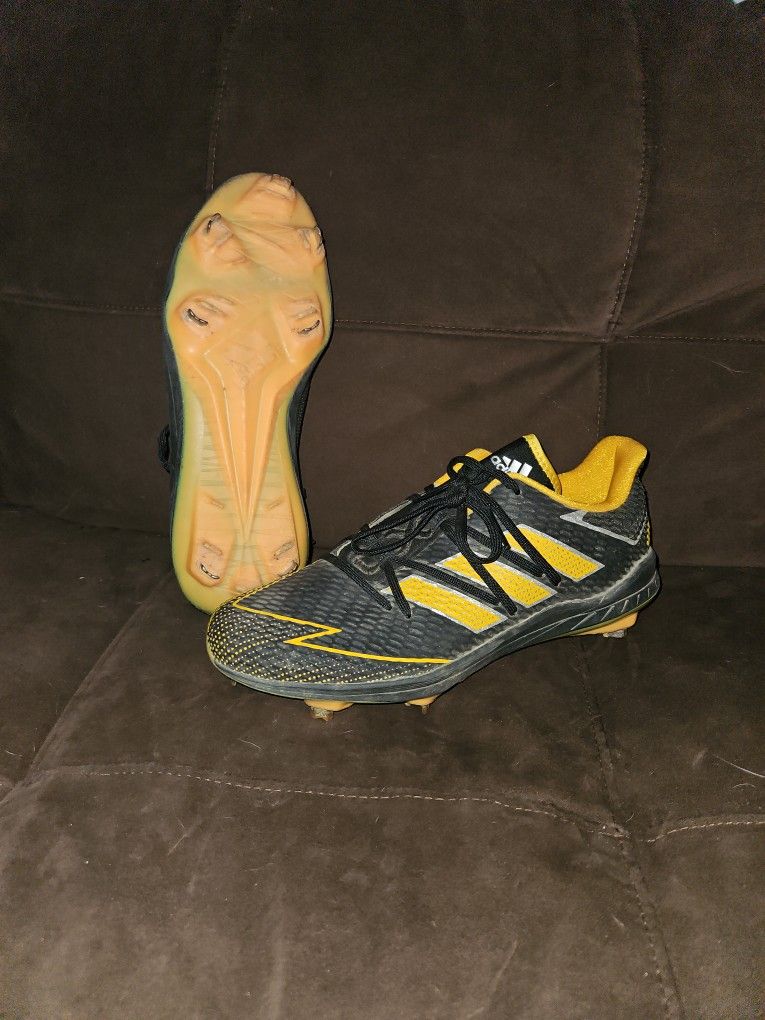 Adidas baseball cleats