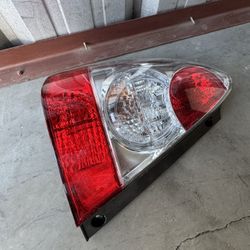Subaru Tail Light Kit - 2006-08 Forester