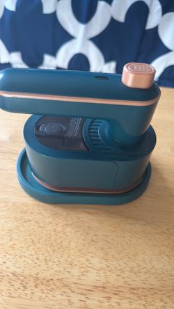 Compact Travel Steam Iron