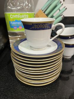 Italian Fine China Tea Cups 