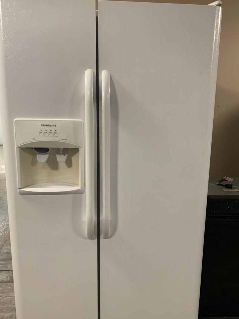 White double door Frigidaire refrigerator