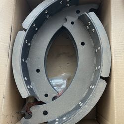 BRAKE SHOES