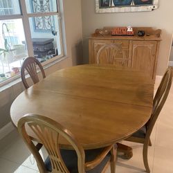 Dining Table And 4 Chairs - Ethan Allen