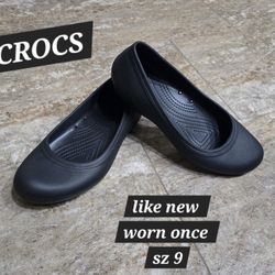 CROCS BROOKLYN FLATS SZ 9 💥 LIKE NEW WORN ONCE