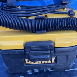 Dewalt Vacuum 