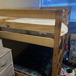 Twin Size Bunk Bed 