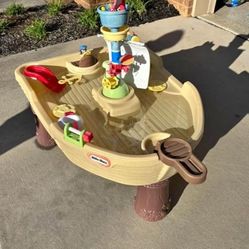 Little-Tikes-Pirate-Water-Table