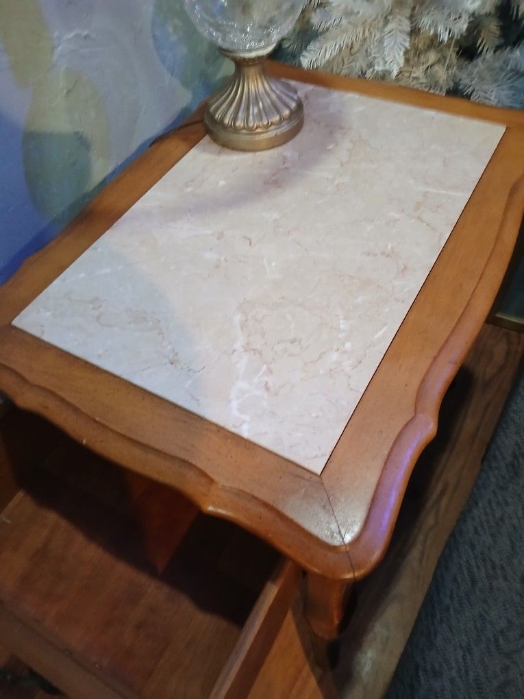 25" .X 18" X 23"  Marble Top End Table