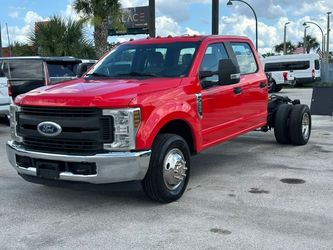 2019 Ford F350 Super Duty Crew Cab & Chassis