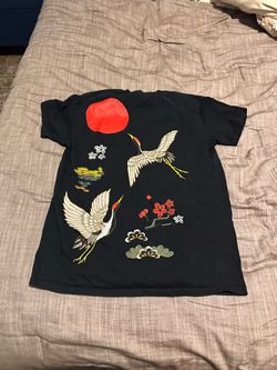 Vintage men’s fashion nova t shirt size M