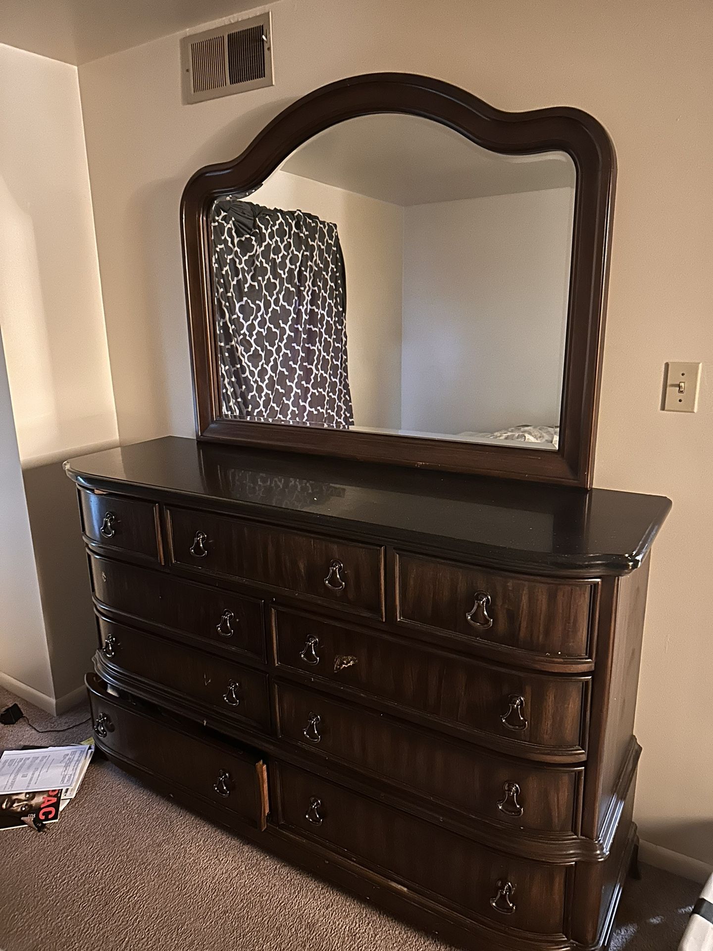 9 Drawer Marble Top Dresser And Mirror
