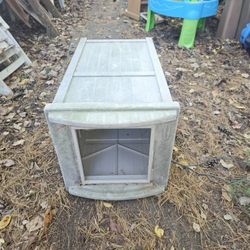 Price Is Firm.. Suncast Garbage Pail Cat Shelters
