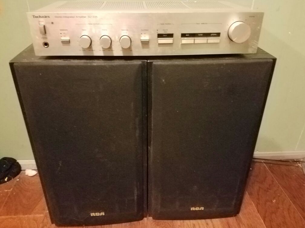 Speakers and amplifier 200 watt 150 each speaker