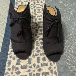 Classified Brand Kitten Heel Shoes Sz. 8.5