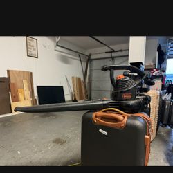 Black & decker Leaf Blower ; Plugs Up To Your Extension Cord