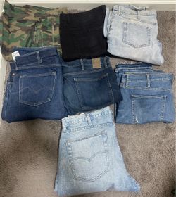 40” jeans bundle