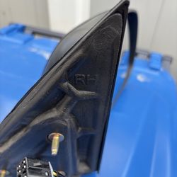 2002 suburban mirrors