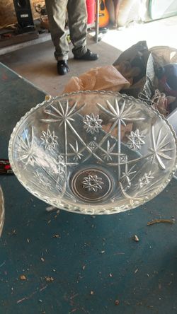 Prescut Clear Punch Bowls