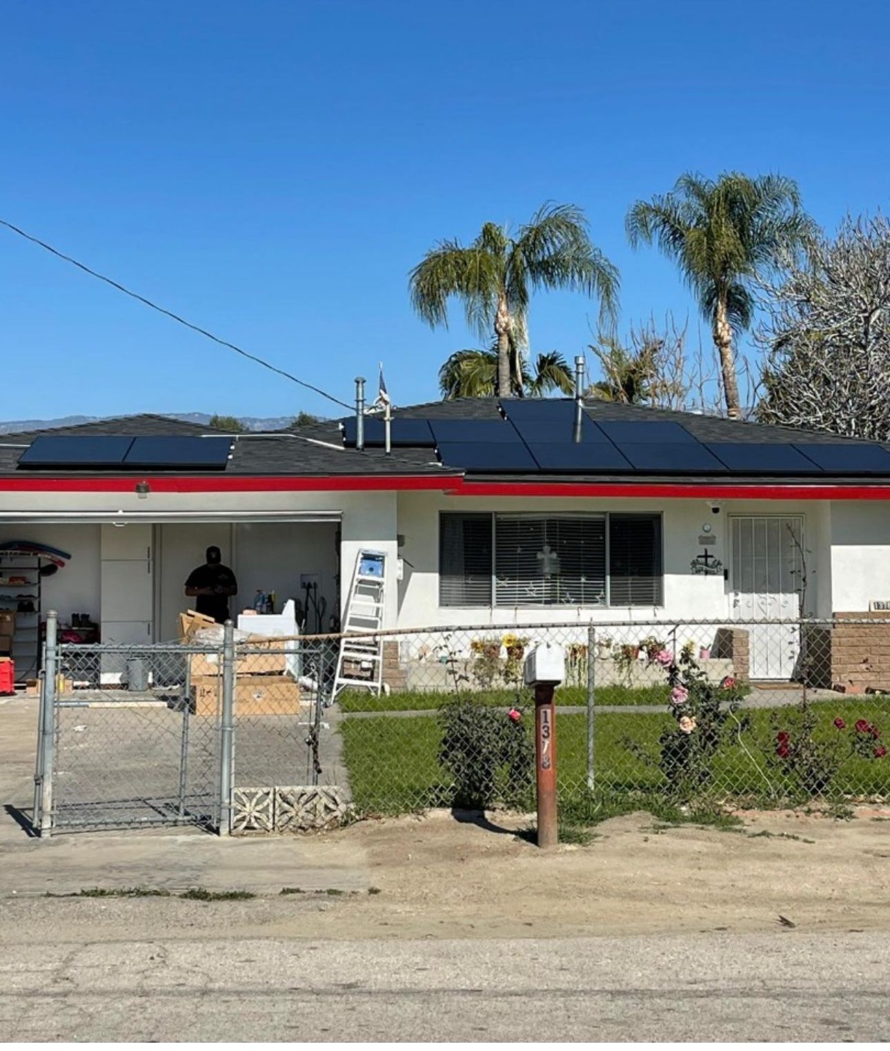Residential Black On Black Solar Panles