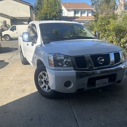 2004 Nissan Titan