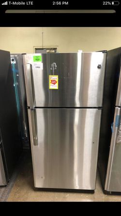 GE Refrigerator HXQ