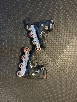 Size 9 Men’s Roller Blades : Excellent Condition