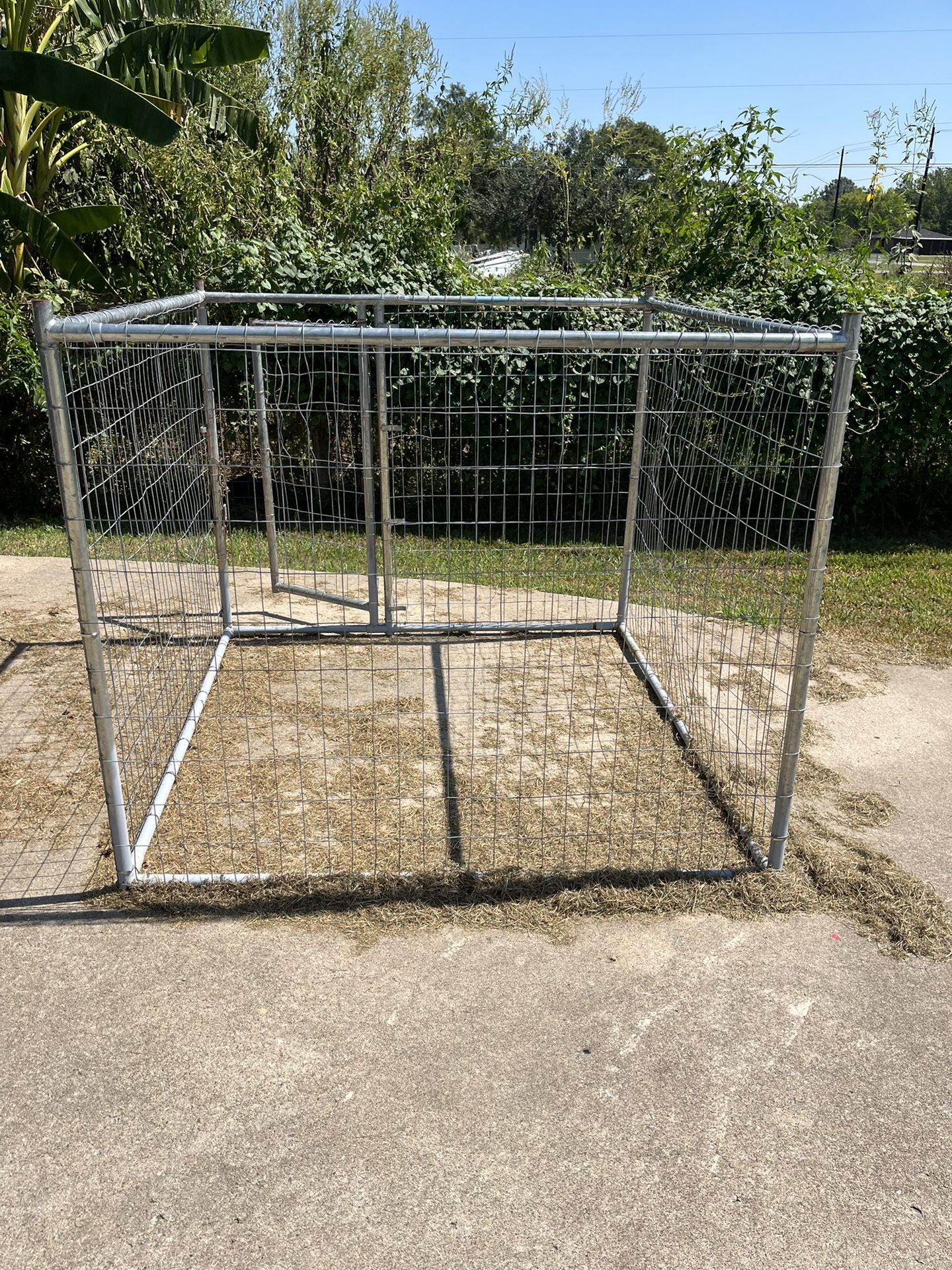 Dog Kennel 