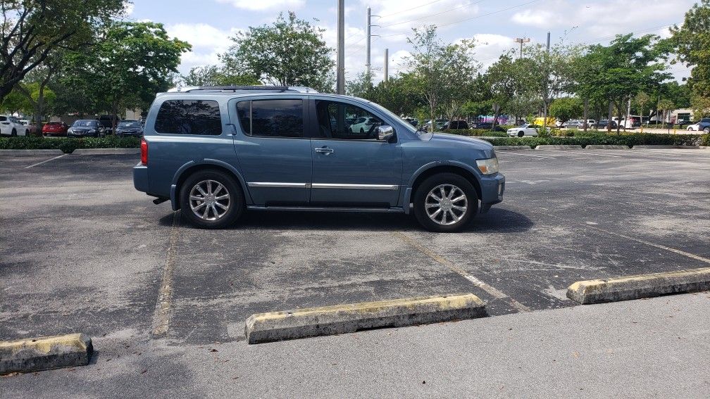 2008 Infiniti Qx56