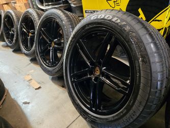 OEM Macan 19" Porsche Black Wheels Rims Tires