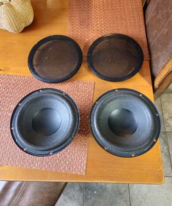 8in Sub Klipsch Speakers 1 Set Of 2 Speakers