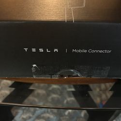 tesla mobile charger